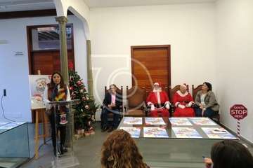 Música e ilusión en grandes dosis para recibir a Papá y Mamá Noel en Los Llanos (Foto TA)